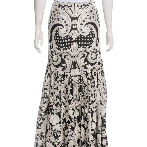 NAEEM KHAN BLACK/WHITE EMBROIDERED SILK SKIRT - Picture 3 of 9